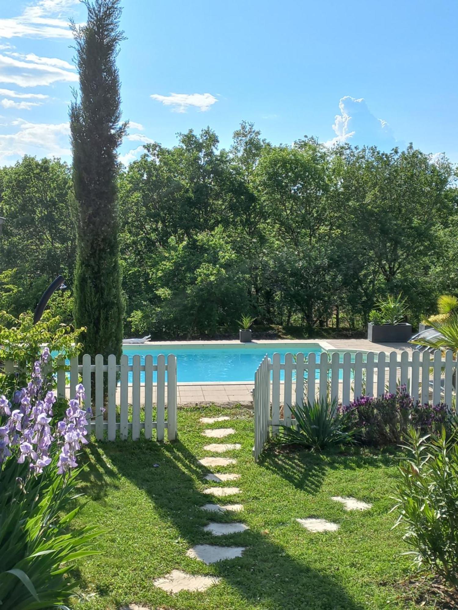 Maison De Campagne Avec Piscine Beduer Екстер'єр фото